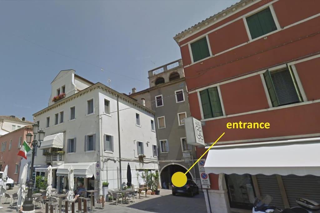 Apartment With Terrace In Chioggia'S Main Square Buitenkant foto